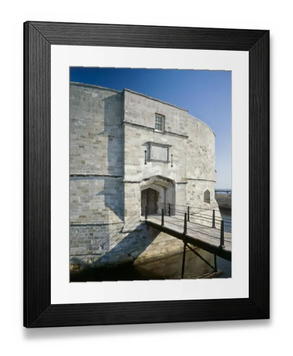 Framed Print : Calshot Castle J850508