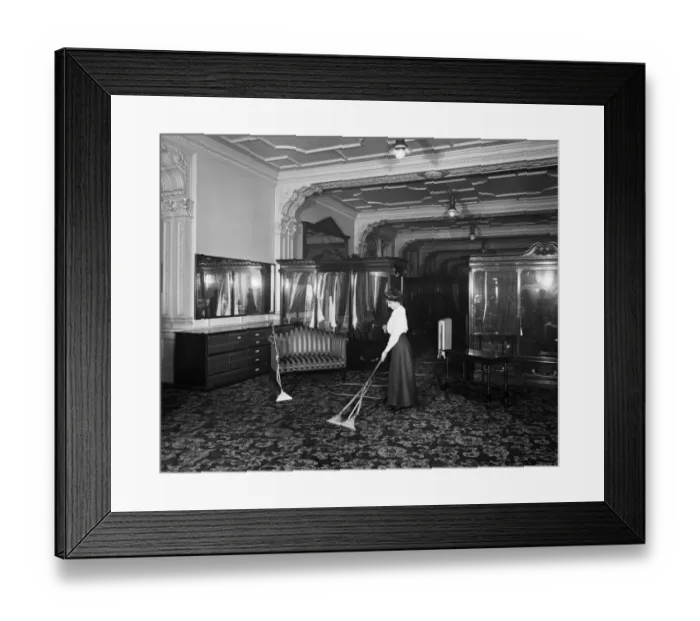 Framed Print : Vacuum cleaning 1910 BL21028