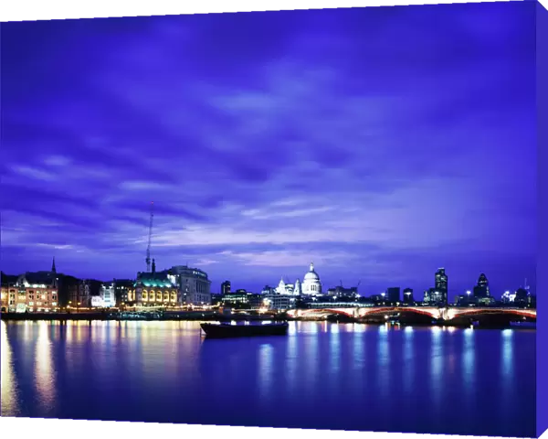 River Thames at night J060067