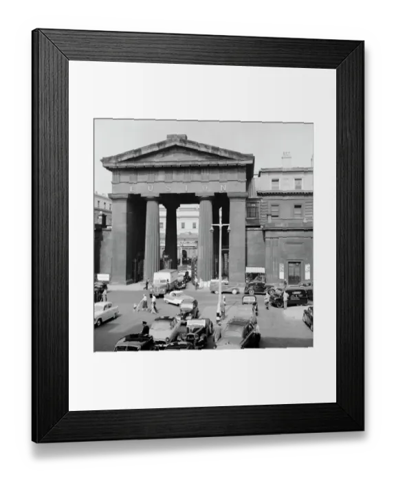 Framed Print : Euston Arch a98_05420