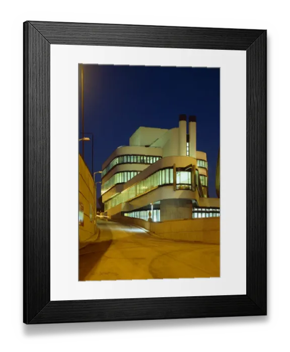 Framed Print : Monsoon Building K010969