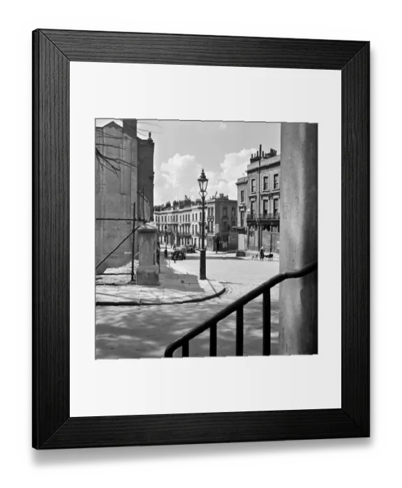 Framed Print : Lord Hills Road, London a064488