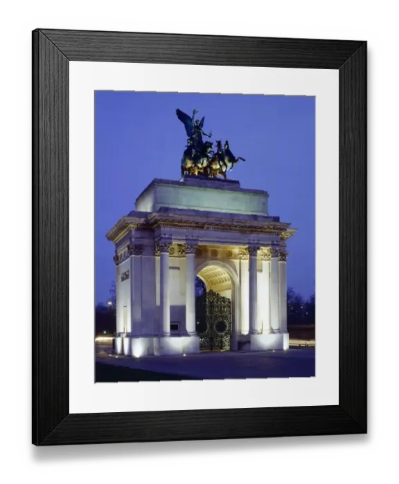 Framed Print : Wellington Arch J010142