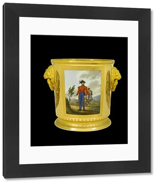 Wine cooler showing a Prussian Hussar N081109