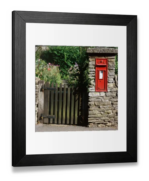 Framed Print : Upper Slaughter, Gloucestershire K991565
