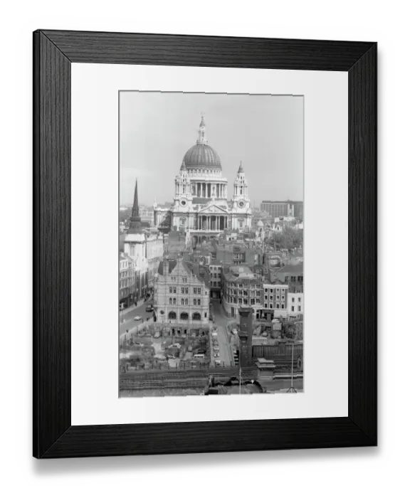 Framed Print : St Pauls Cathedral, City of London a98_06400
