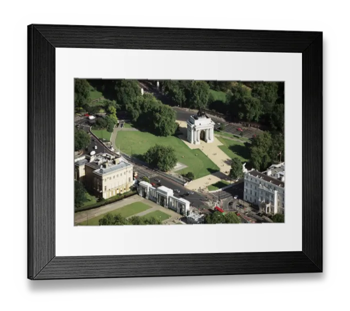 Framed Print : Wellington Arch N060790 Framed Print : Wellington Arch N060790