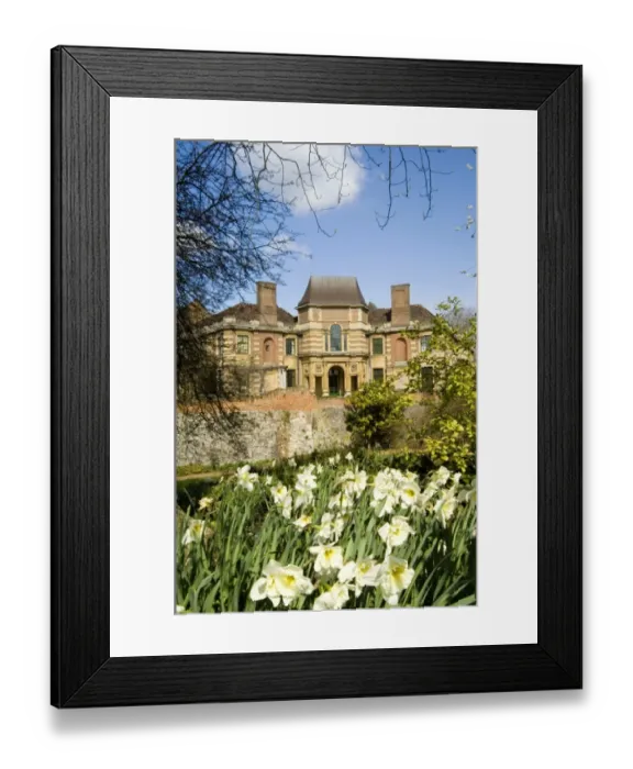 Framed Print : Eltham Palace N070331