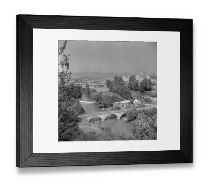 Framed Print : Dinham Bridge, Ludlow a98_04933