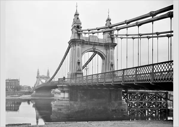 Hammersmith Bridge CC73_00254