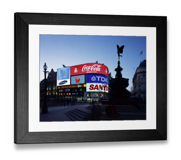 Framed Print : Piccadilly Circus J070044