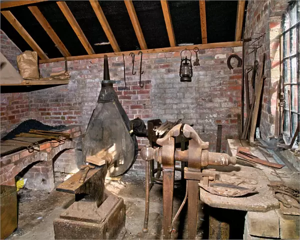 The smithy at Boscobel House N100719