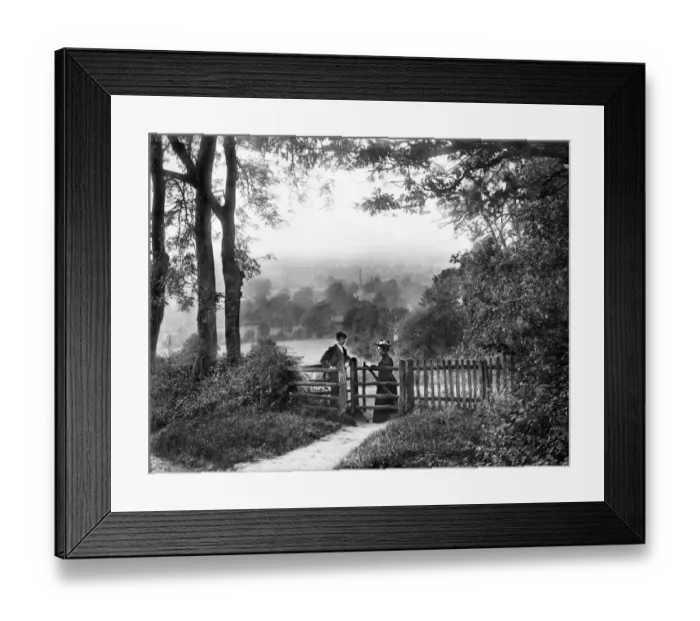 Framed Print : Meeting at a country gate CC73_01502