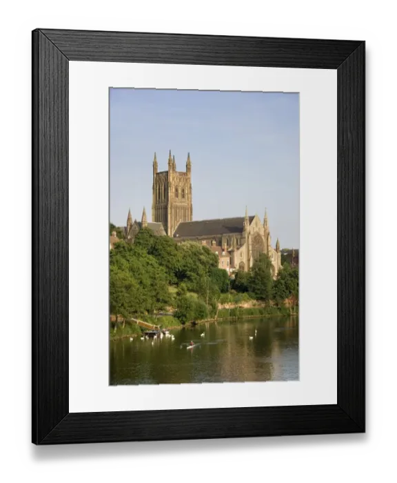 Framed Print : Worcester Cathedral N060745