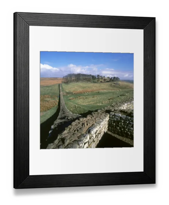 Framed Print : Hadrians Wall K890052 Framed Print : Hadrians Wall K890052