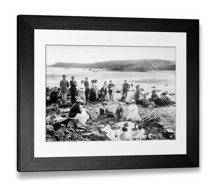 Framed Print : Picnic on the beach BB98_02415