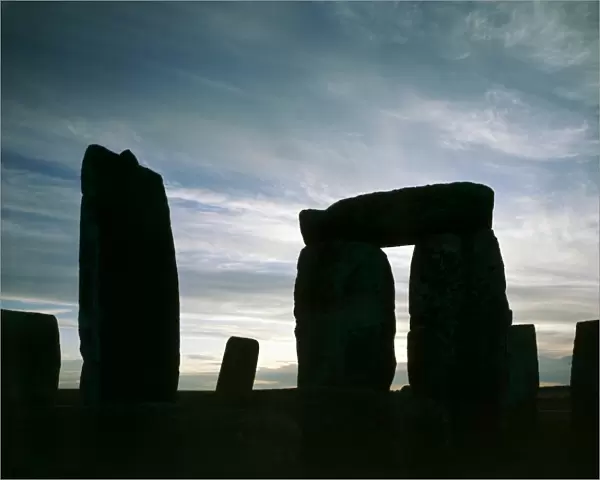Stonehenge J870264
