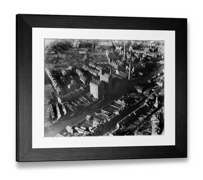 Framed Print : Worcester factories 1921 EPW005413