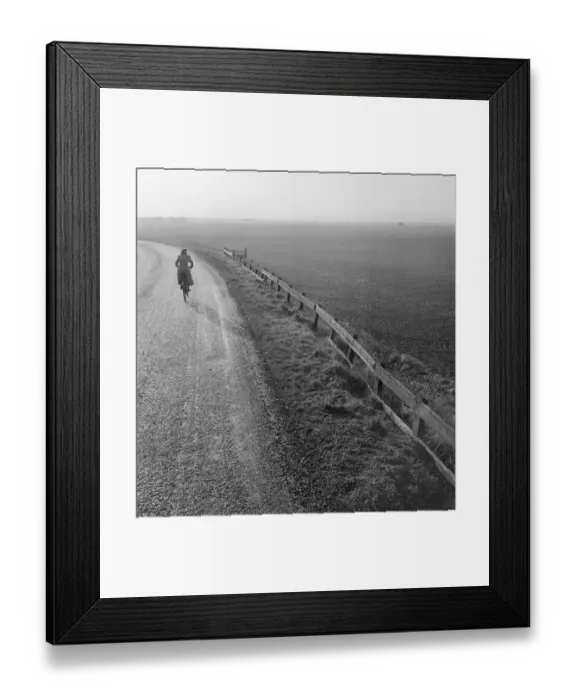 Framed Print : Cyclist in Cambridgeshire a080895