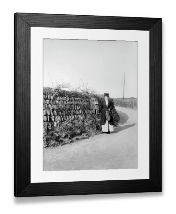Framed Print : Post Lady, Kerrier, Cornwall, 1901 BB98_01839 Framed Print : Post Lady, Kerrier, Cornwall, 1901 BB98_01839