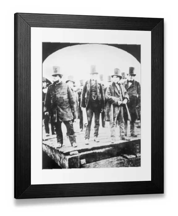 Framed Print : Isambard Kingdom Brunel BB029364