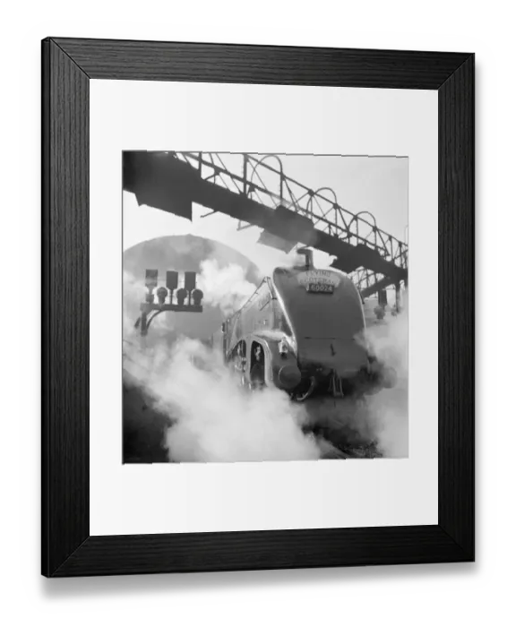 Framed Print : Kingfisher steam train, Flying Scotsman service a062841