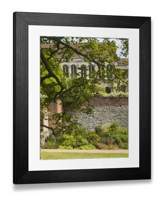 Framed Print : Eltham Palace N060931 Framed Print : Eltham Palace N060931