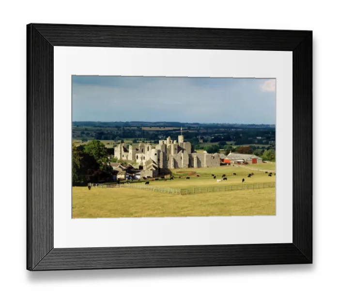 Framed Print : Middleham Castle K900428