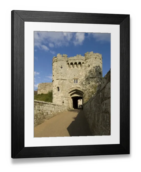 Framed Print : Carisbrooke Castle Gatehouse N070963