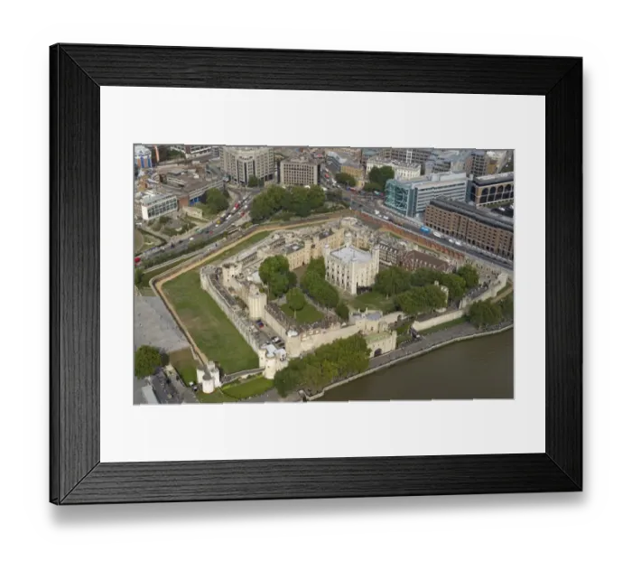 Framed Print : Tower of London 24467_007