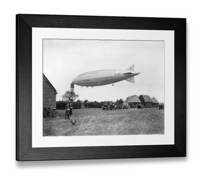 Framed Print : R101 at Cardington EPW029993 Framed Print : R101 at Cardington EPW029993