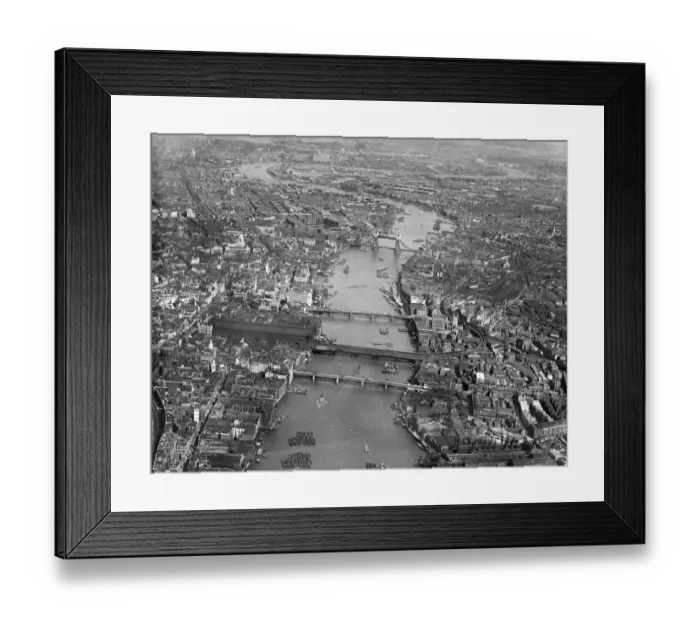 Framed Print : River Thames, London EPW037972