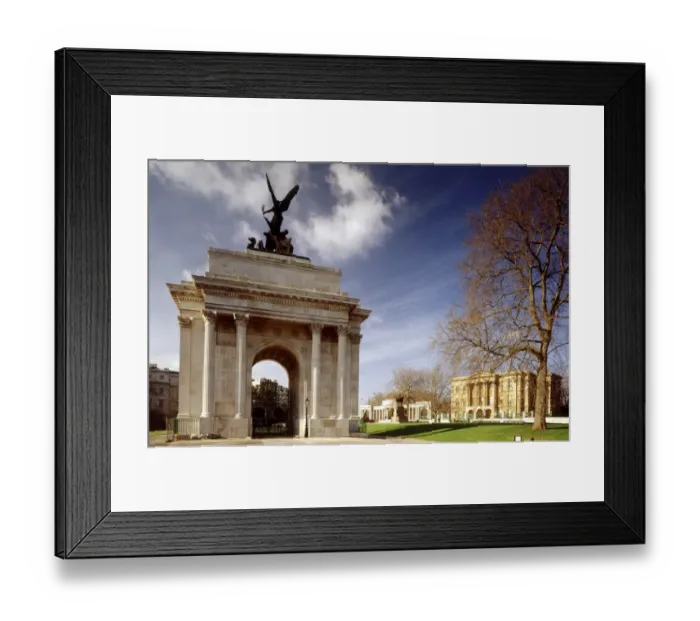 Framed Print : Wellington Arch K010104 Framed Print : Wellington Arch K010104
