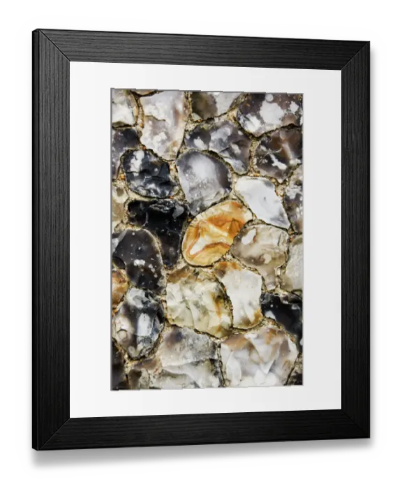 Framed Print : Flint wall DP054028