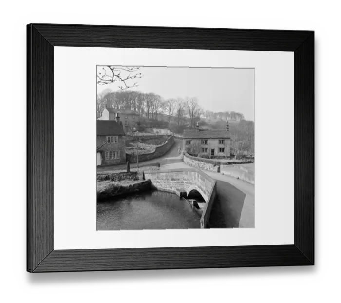 Framed Print : Alport, Derbyshire a069783