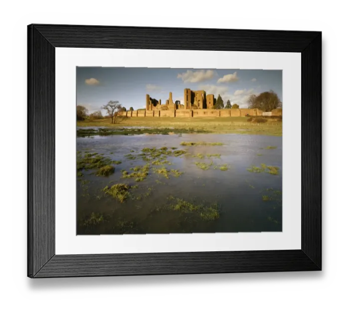 Framed Print : Kenilworth Castle J850019