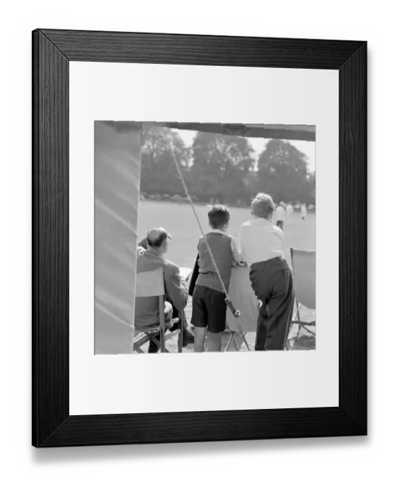 Framed Print : Watching cricket a064195
