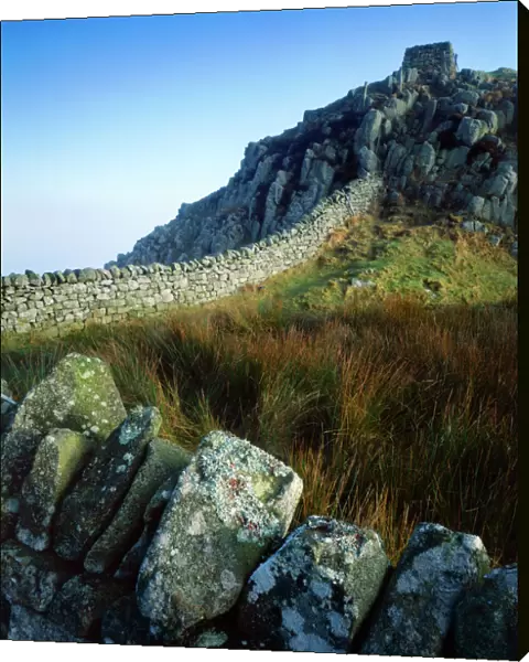 Hadrians Wall : Cuddys Crags J080003