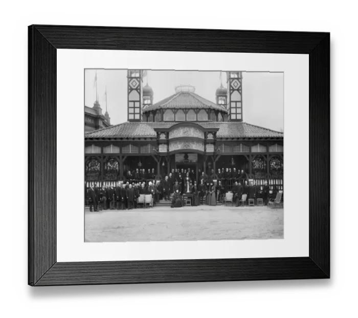 Framed Print : Queen Victoria at the Royal Naval Expo BL10832A