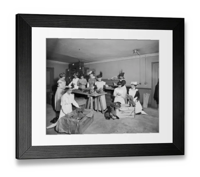Framed Print : Packing socks for the troops BL23004_003 Framed Print : Packing socks for the troops BL23004_003