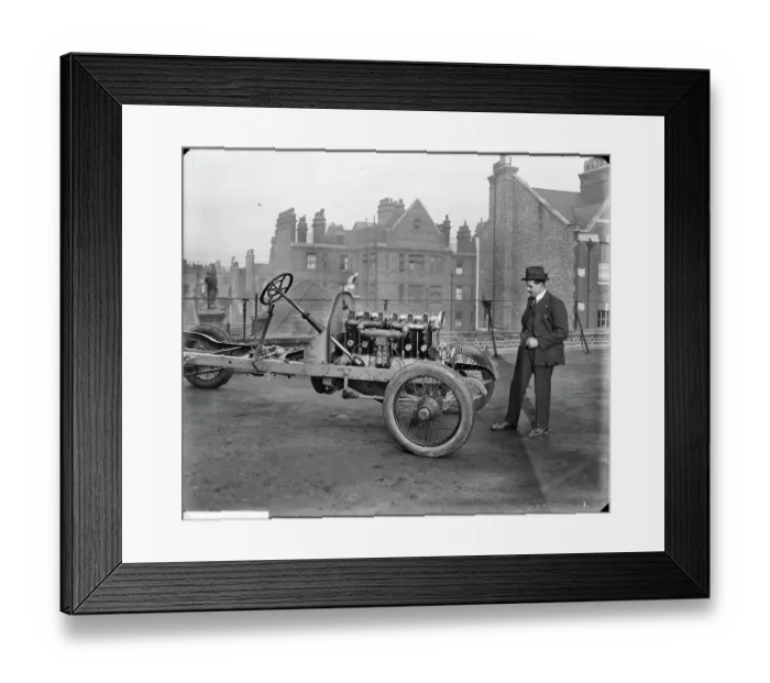 Framed Print : Giulio Foresti - racing driver BL24416_001