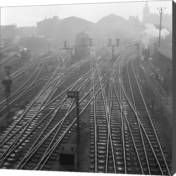 Railway tracks, Kings Cross a073103