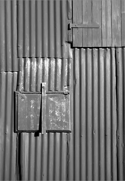 Corrugated iron N080026