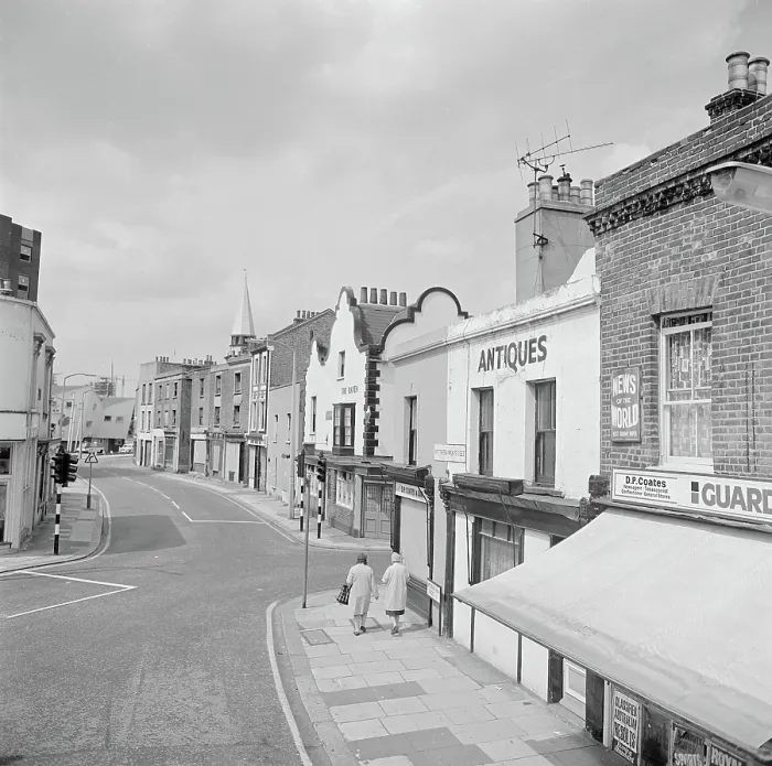 Framed Print : Battersea Church Road, Wandsworth, Greater London. AA063972