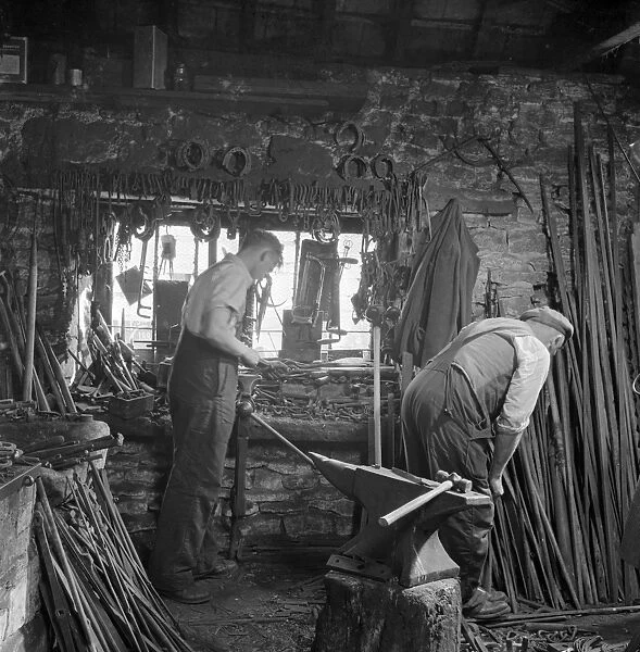 Blacksmiths, Gloucestershire a054054