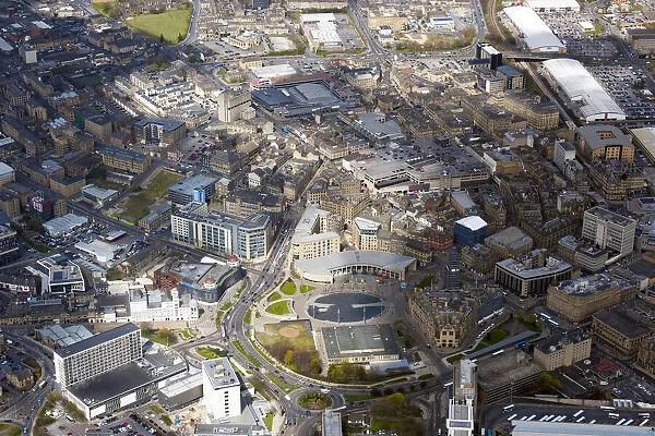 Bradford 28888_052. The city centre around Centenary Square