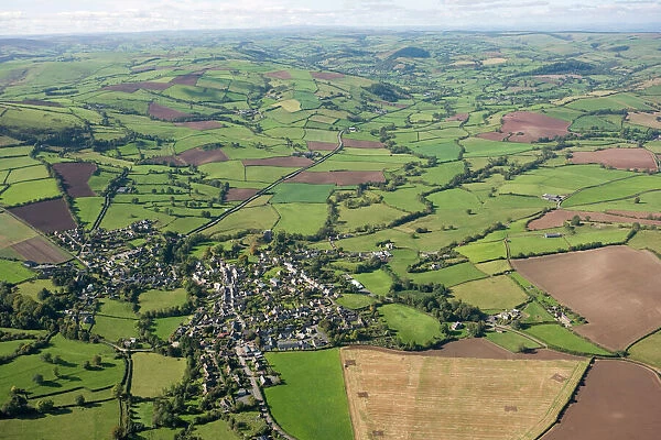 Clun 24753_041. CLUN, Shropshire. Aerial view of the countryside