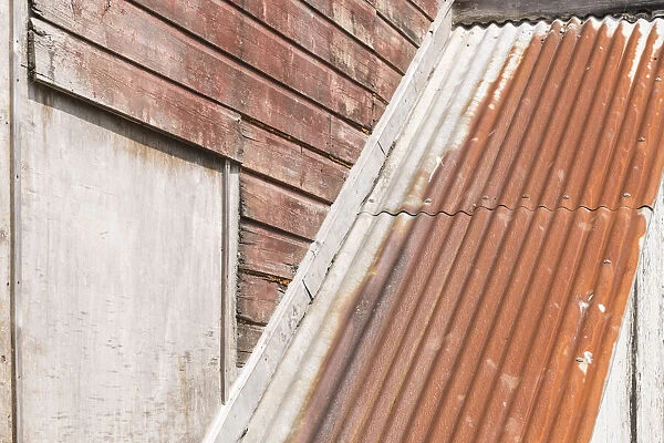 corrugated roof detail DP236122