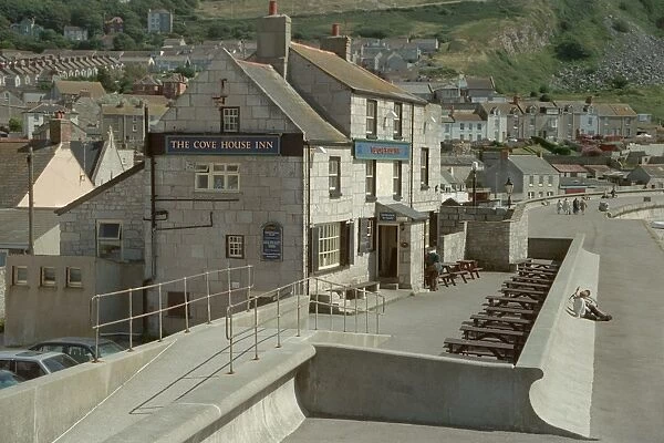 The Cove House Inn. Early C19 public house on the seafront at Chiswell, Portland