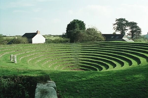 Gwennap Pit. Methodist open air meeting place. IoE 66900
